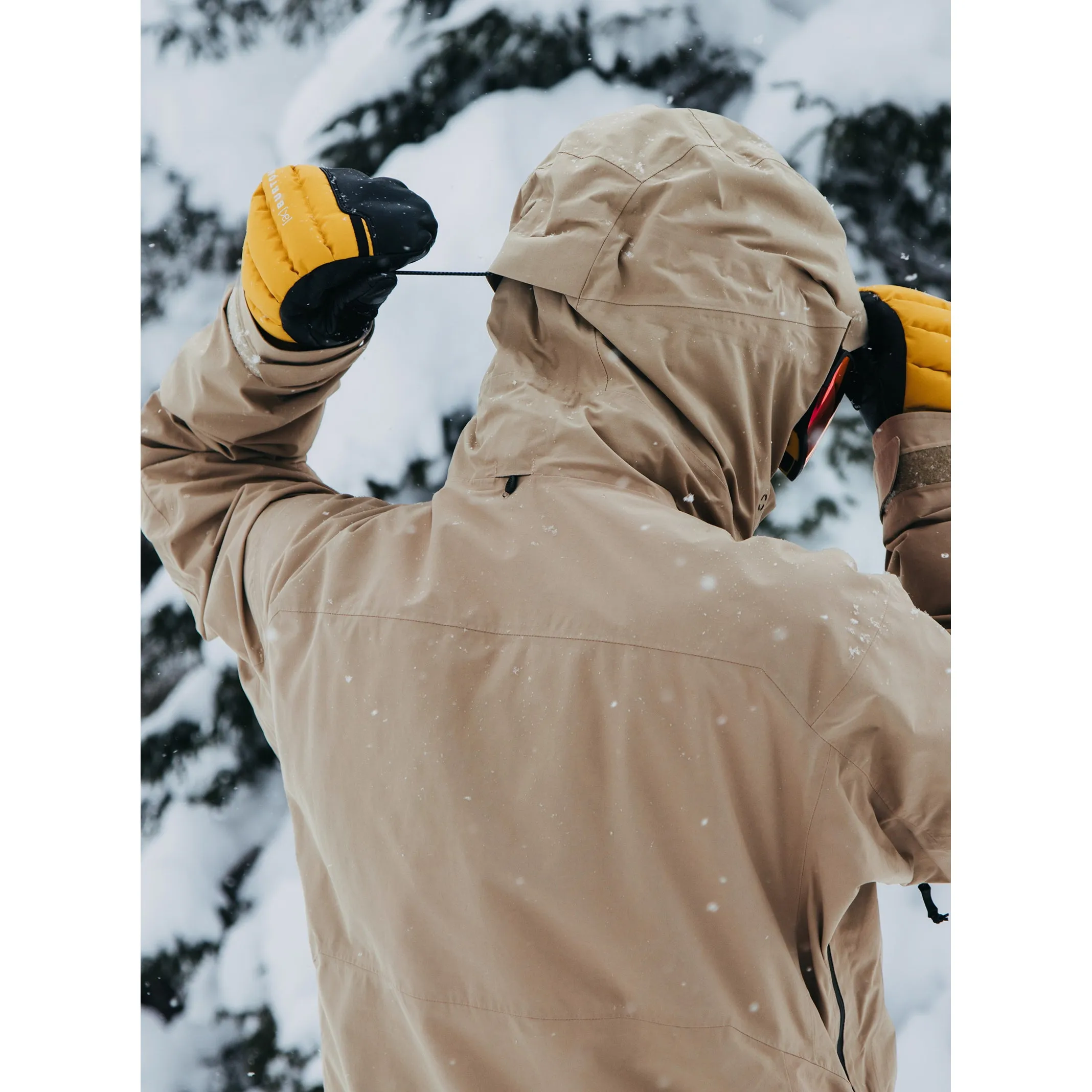 M AK GORE SWASH JACKET SUMMIT TAUPE