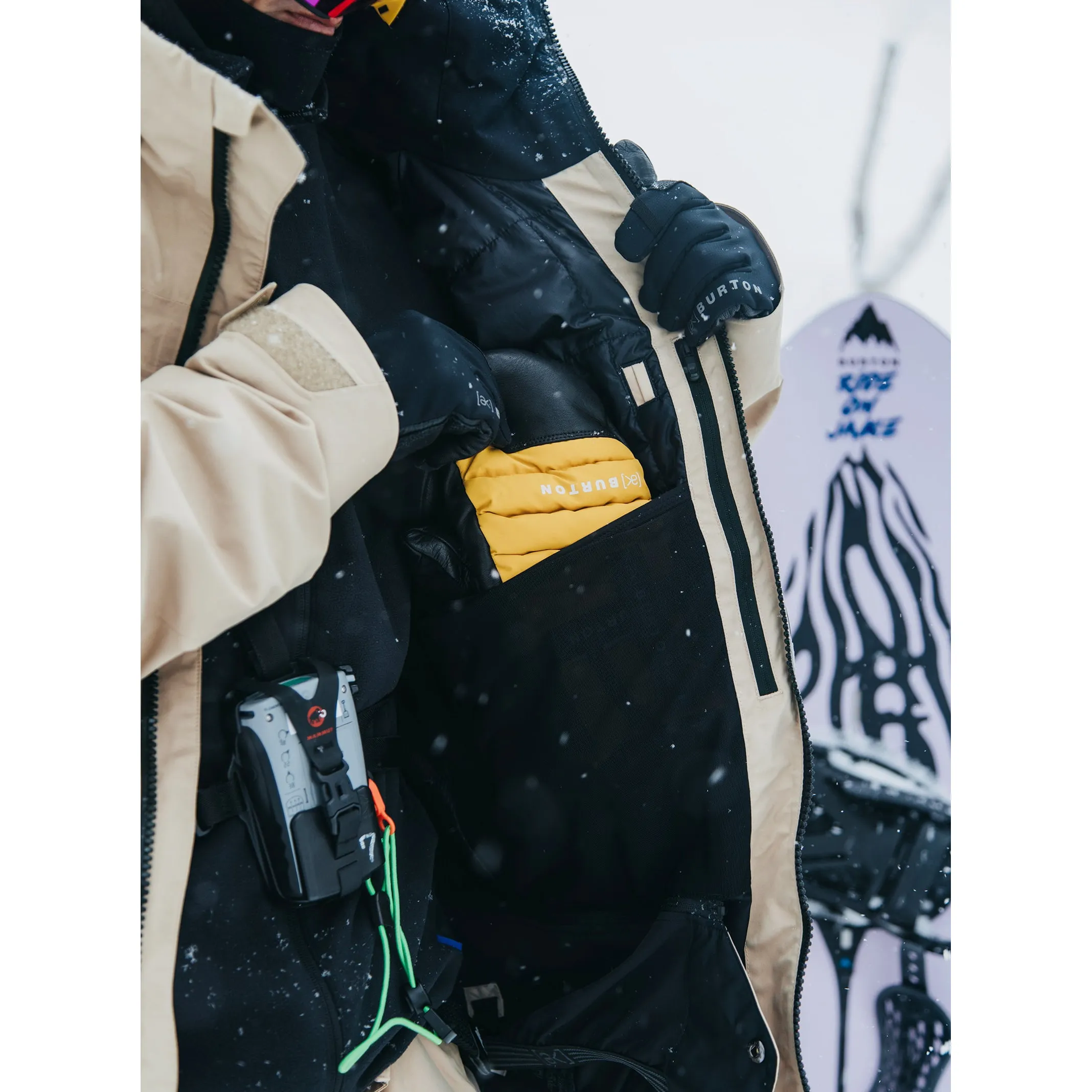 M AK GORE SWASH JACKET SUMMIT TAUPE