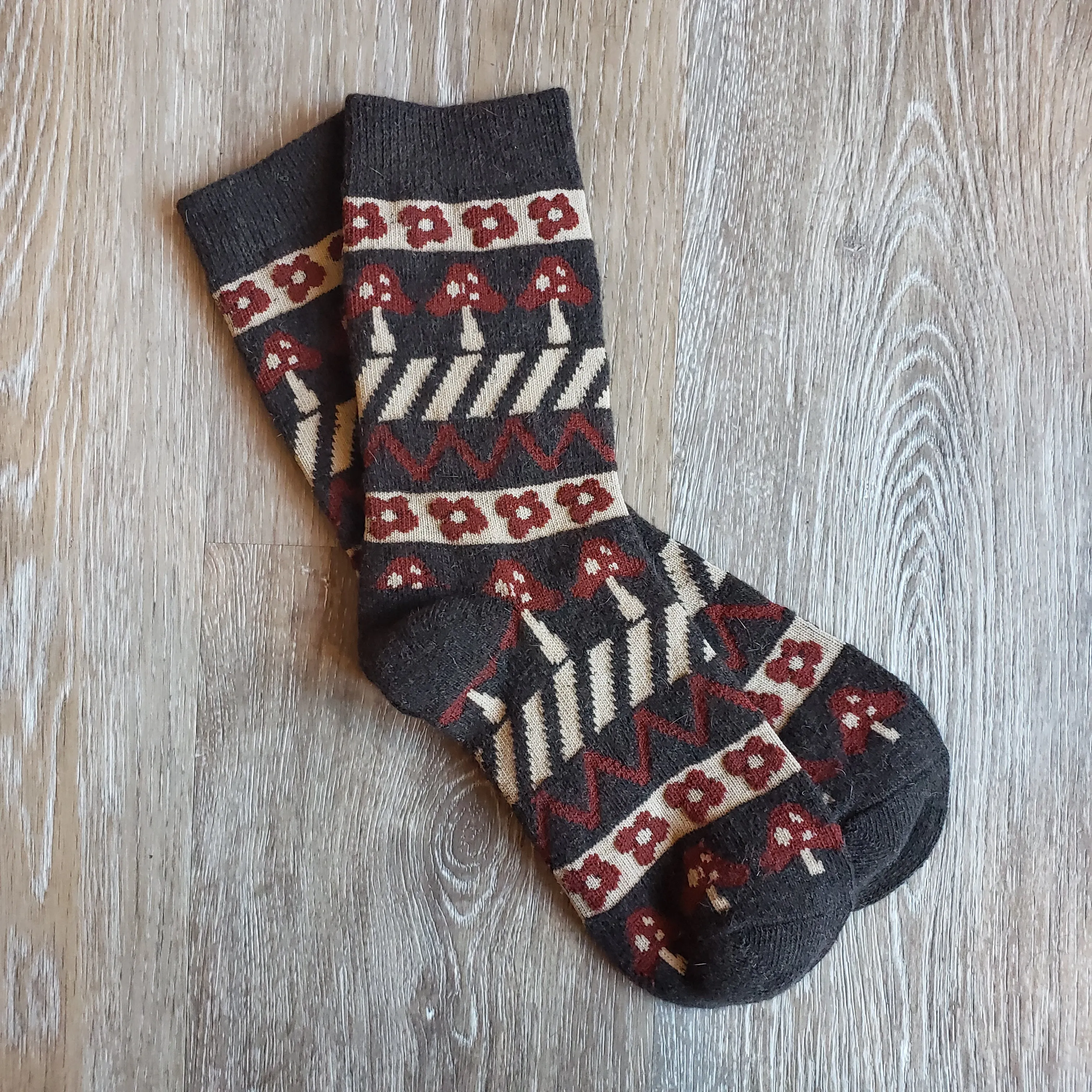 Wool Blend Mushroom Pattern Socks