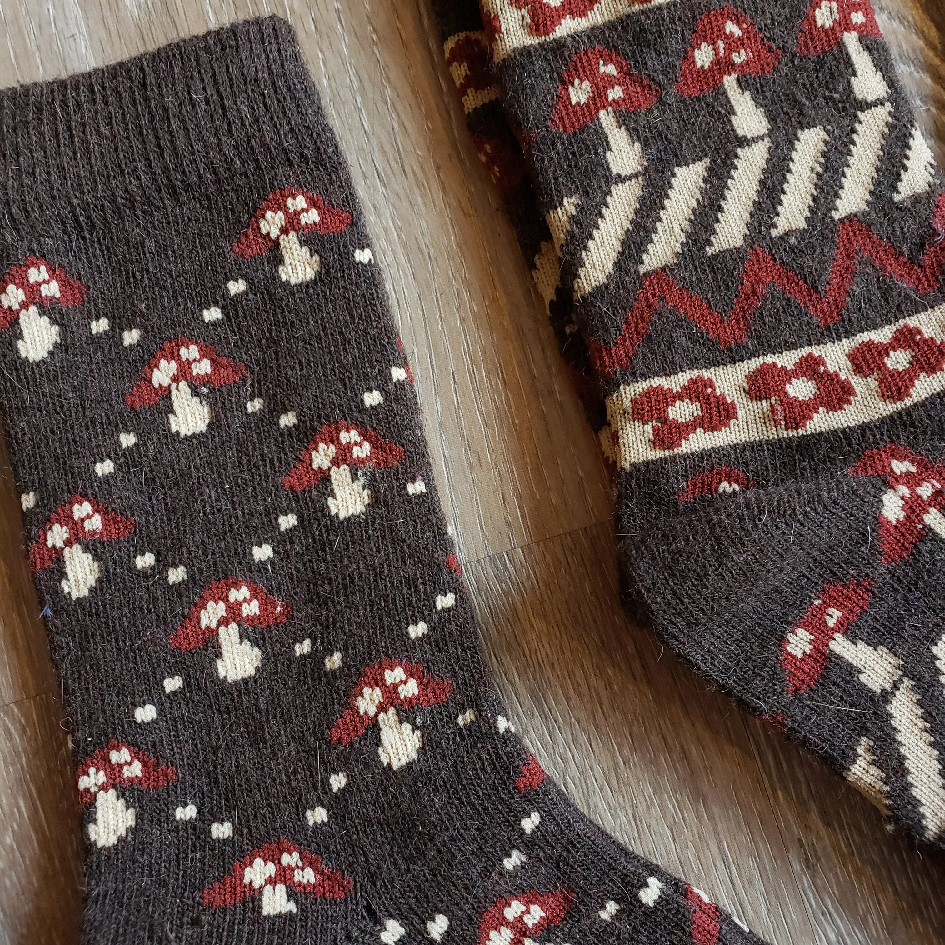 Wool Blend Mushroom Pattern Socks